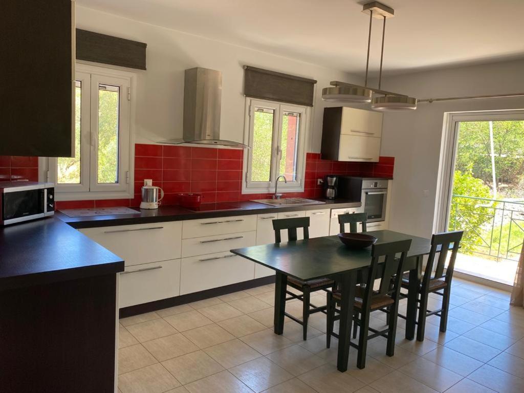350M Above Sea Villa Vasiliki  Luaran gambar
